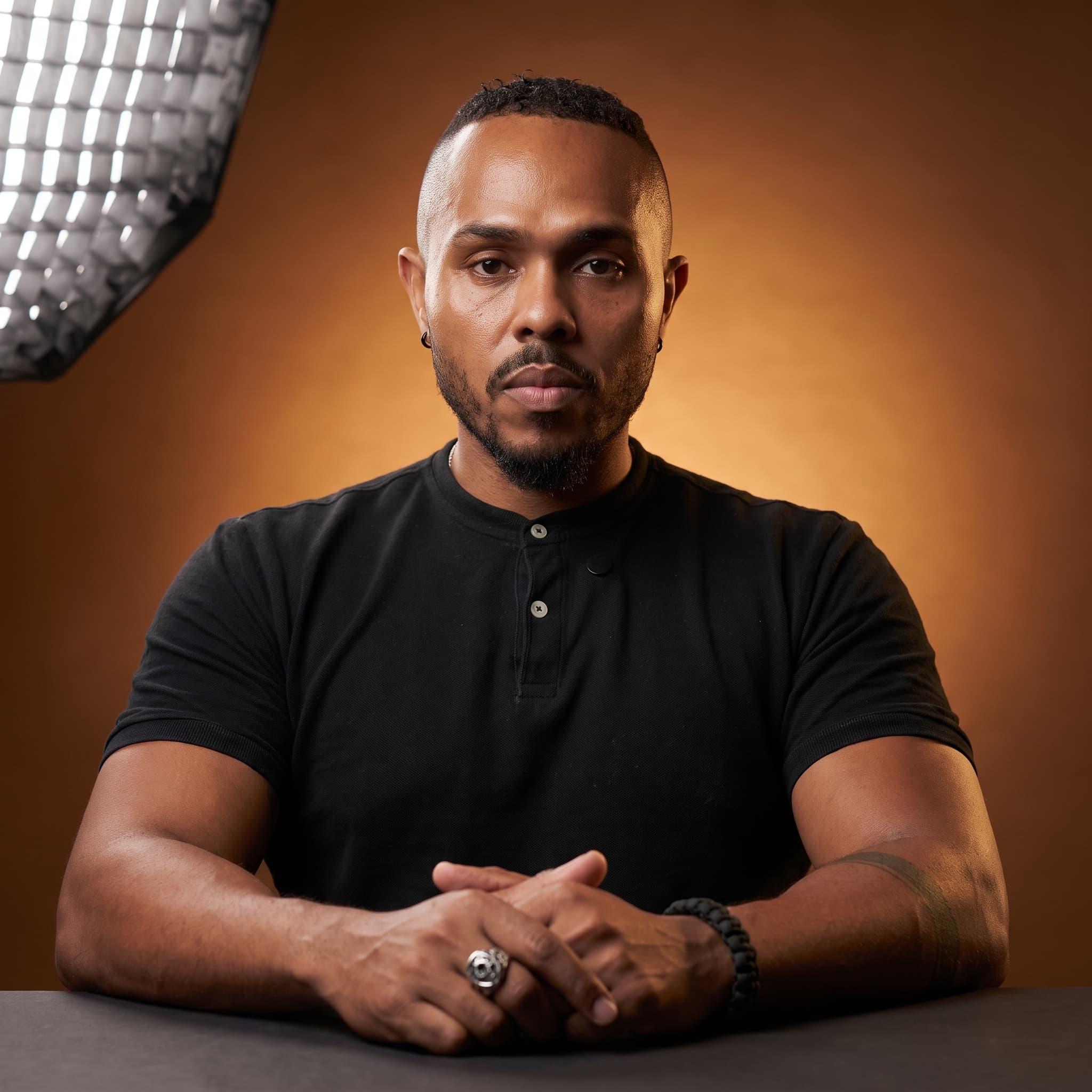 ELVIN DIAS Portrait